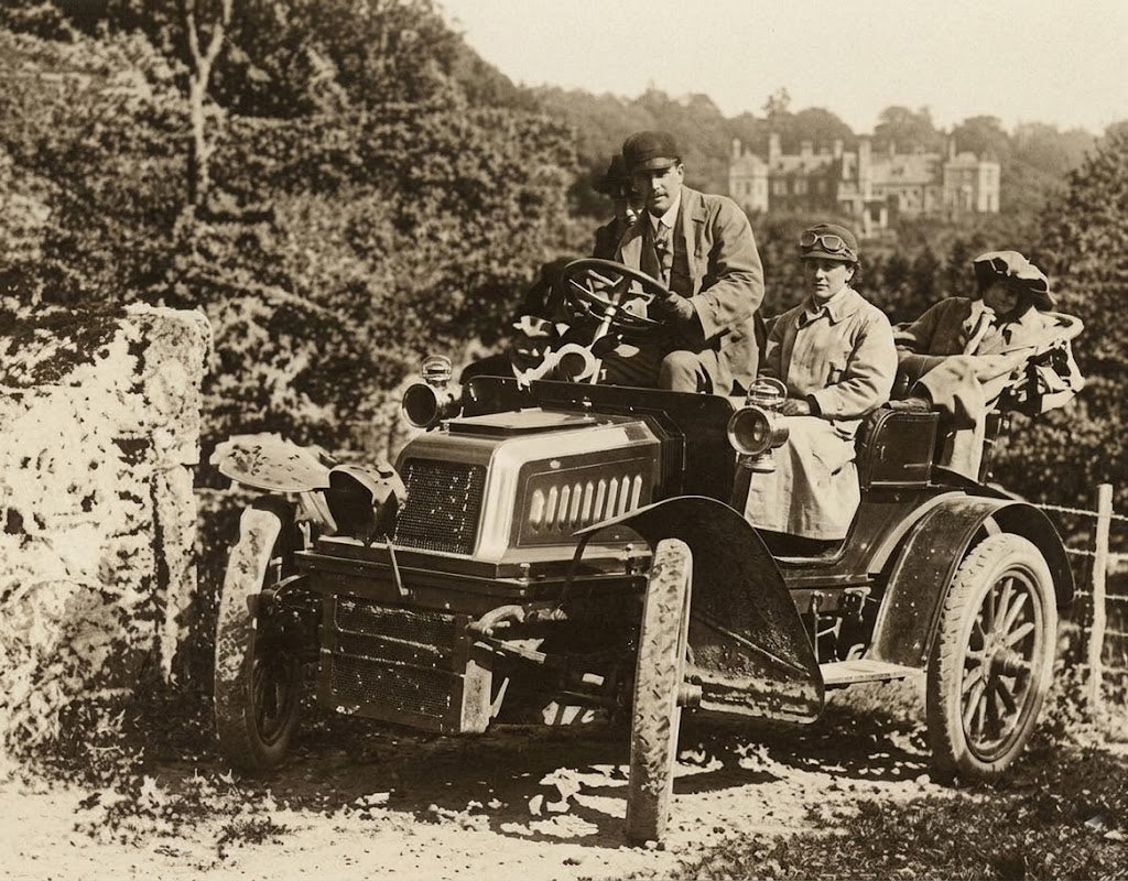 A Thousand Mile NZ Tour in a De Dion, 1913: A Testament to Endurance and the Allure of the Open Road
